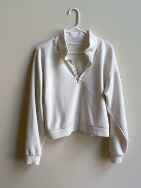 Women's Sweater- Size Small (Unknown Brand)